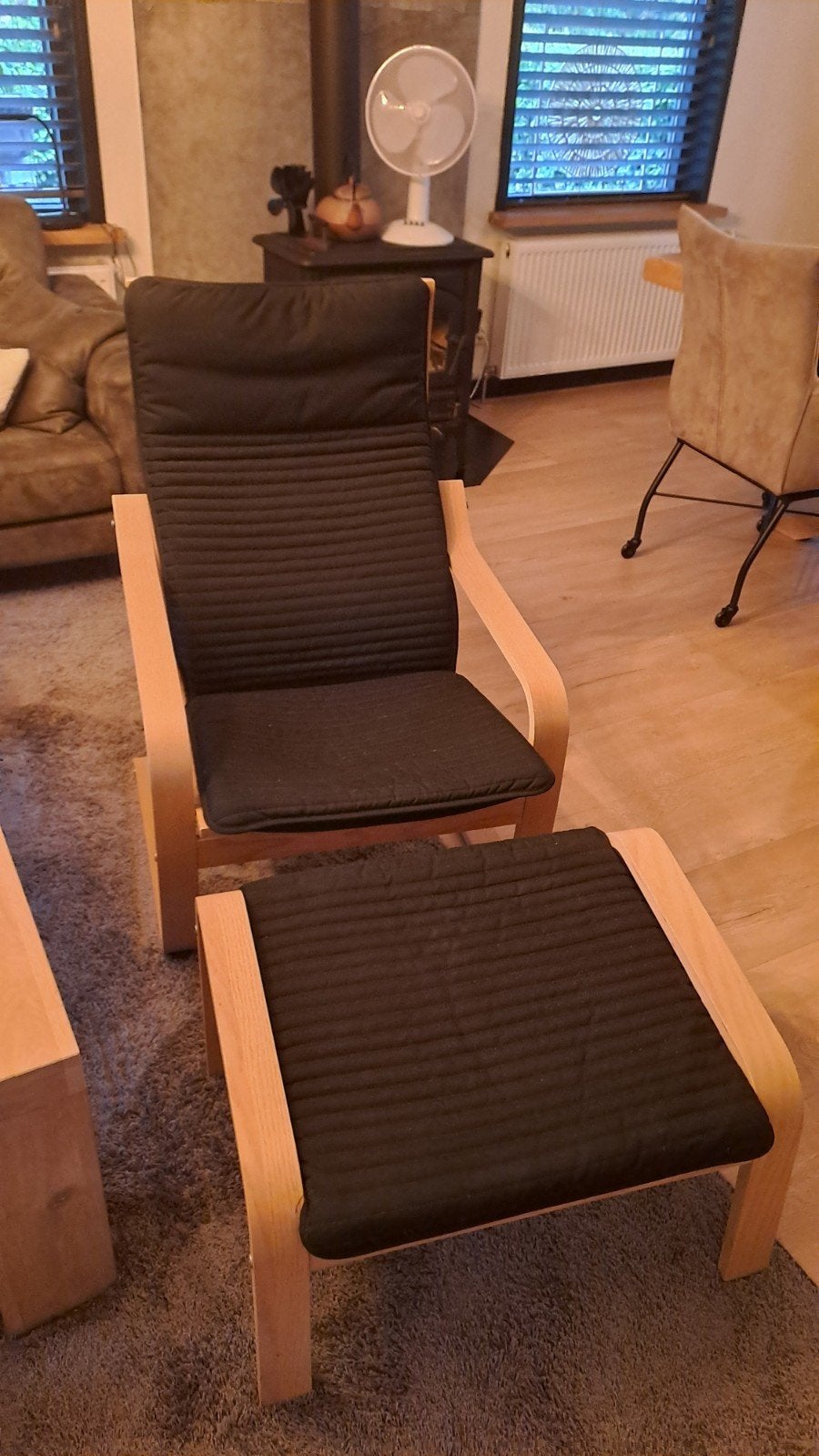 ikea stoel, Huis en Inrichting, Stoelen, Ophalen, Zwart, Eén