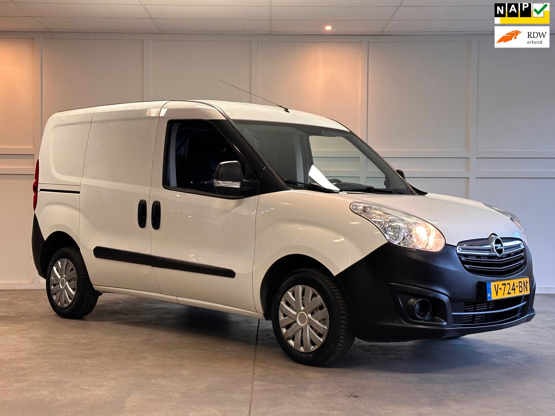 Opel Combo 1.3 CDTi / 2016 / 133.902 KM / Airco / Schade Lin, Euro 5, Gebruikt, 4 cilinders, Origineel Nederlands