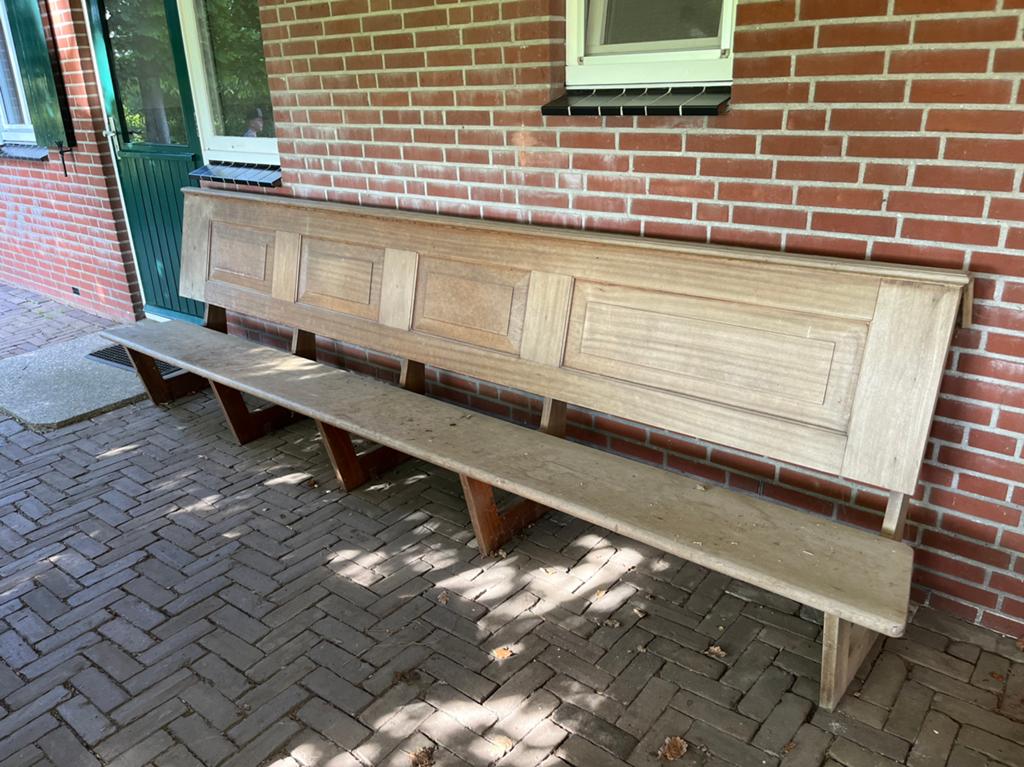 Originele kerkbank uit de kerk in Vragender, Antiek en Kunst, Antiek | Meubels | Stoelen en Banken, Ophalen