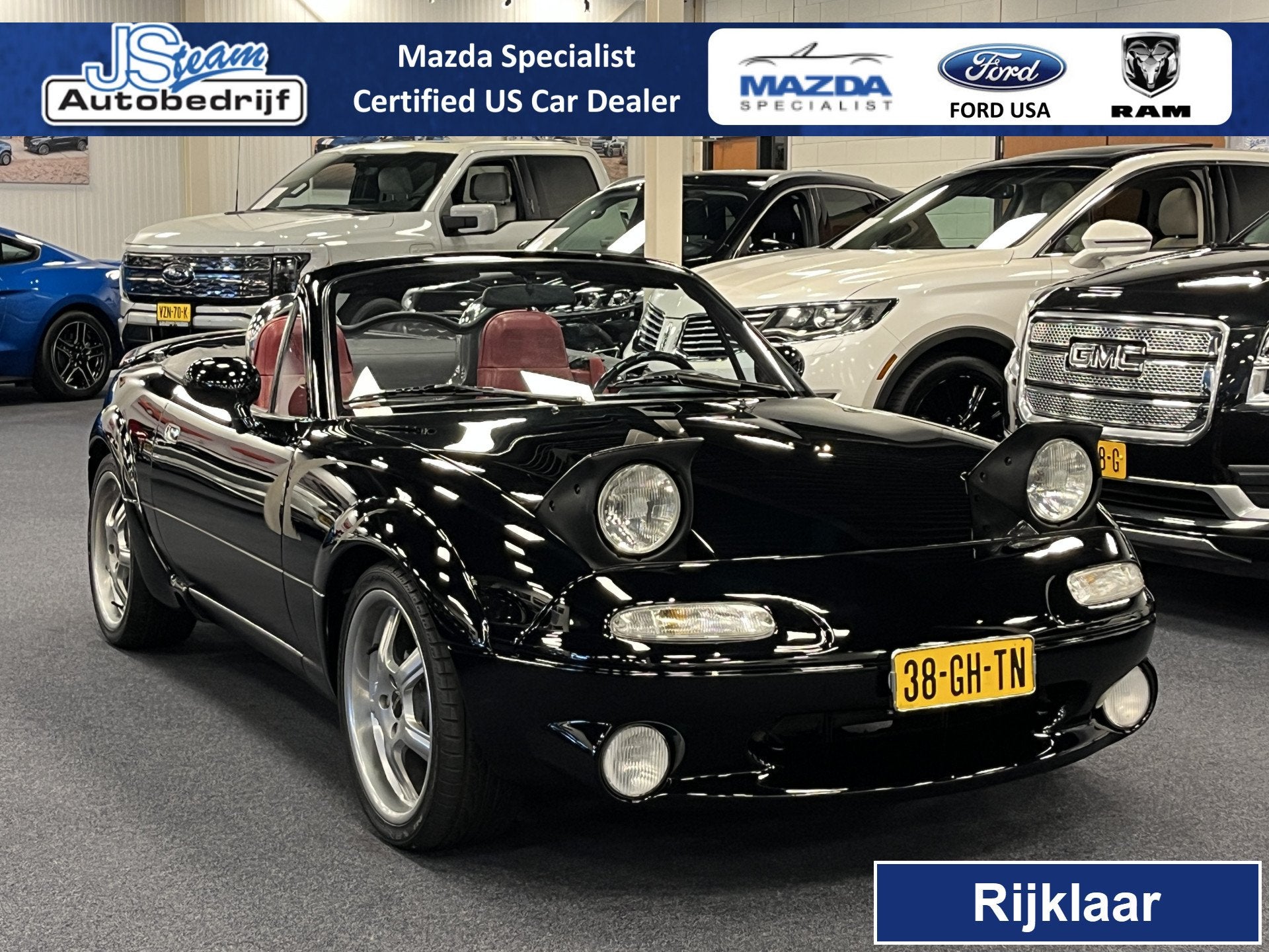 Mazda MX-5 NA Roadster 1.6i Miata Black-Red Edition CDN Post, Auto's, 12 maanden, Achterwielaandrijving, 116 pk, Zwart