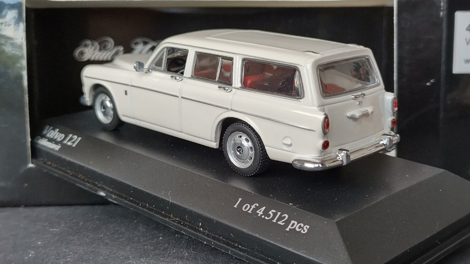 Volvo 121 Amazon Estate 1:43 Minichamps Pol, Auto, Verzenden, ., Nieuw