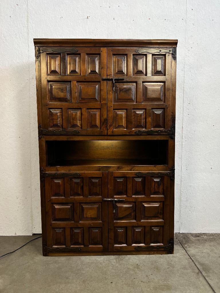 Vintage Spaanse Kast / Wandmeubel, Brutalistisch, 1960's, Ophalen, 100 tot 150 cm, Minder dan 150 cm, Onbekend