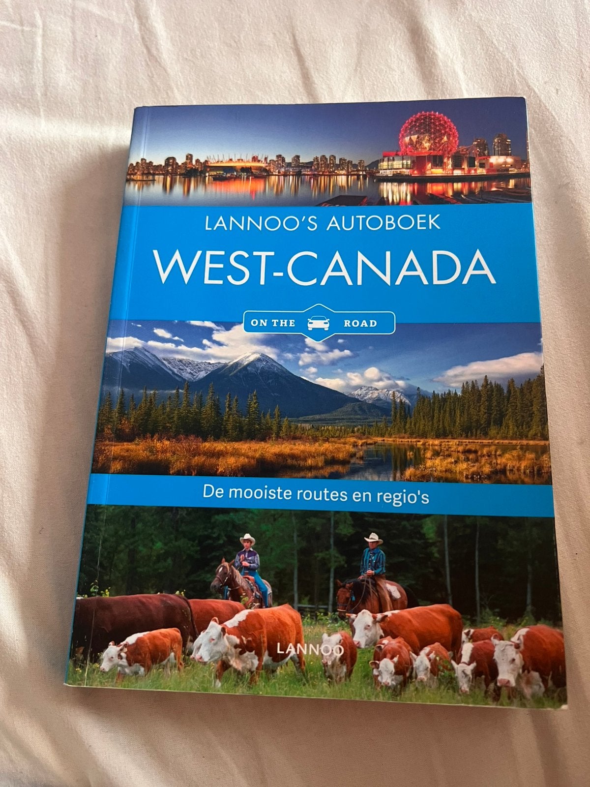 Lannoo's Autoboek West-Canada - Reisgids On the Road, Overige merken, Ophalen of Verzenden, Reisgids of -boek, Noord-Amerika