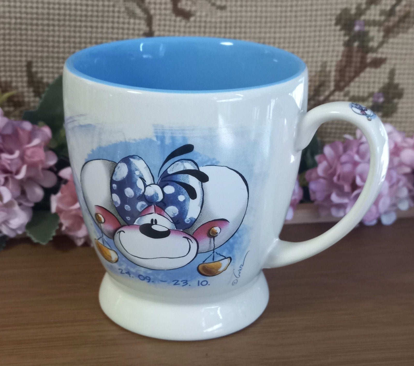 Mooie Diddl mok/beker met oor, sterrenbeeld "Weegschaal"., Verzamelen, Diddl, Ophalen of Verzenden, Zo goed als nieuw, Servies