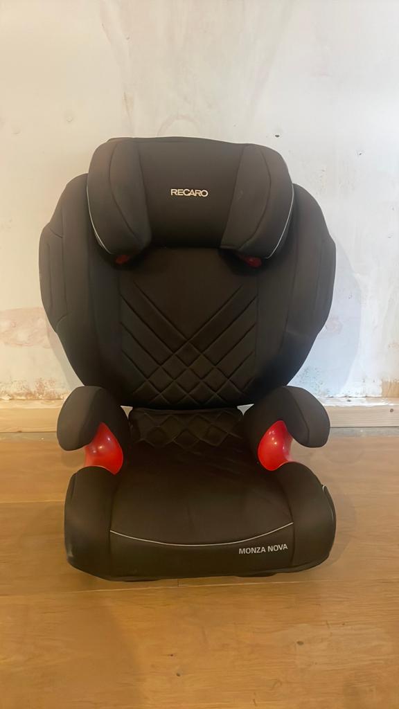 Recaro Monza Nova autostoel met ISOFIX en geluid in hoofdste, Gebruikt, 15 t/m 36 kg, Zijbescherming, Isofix