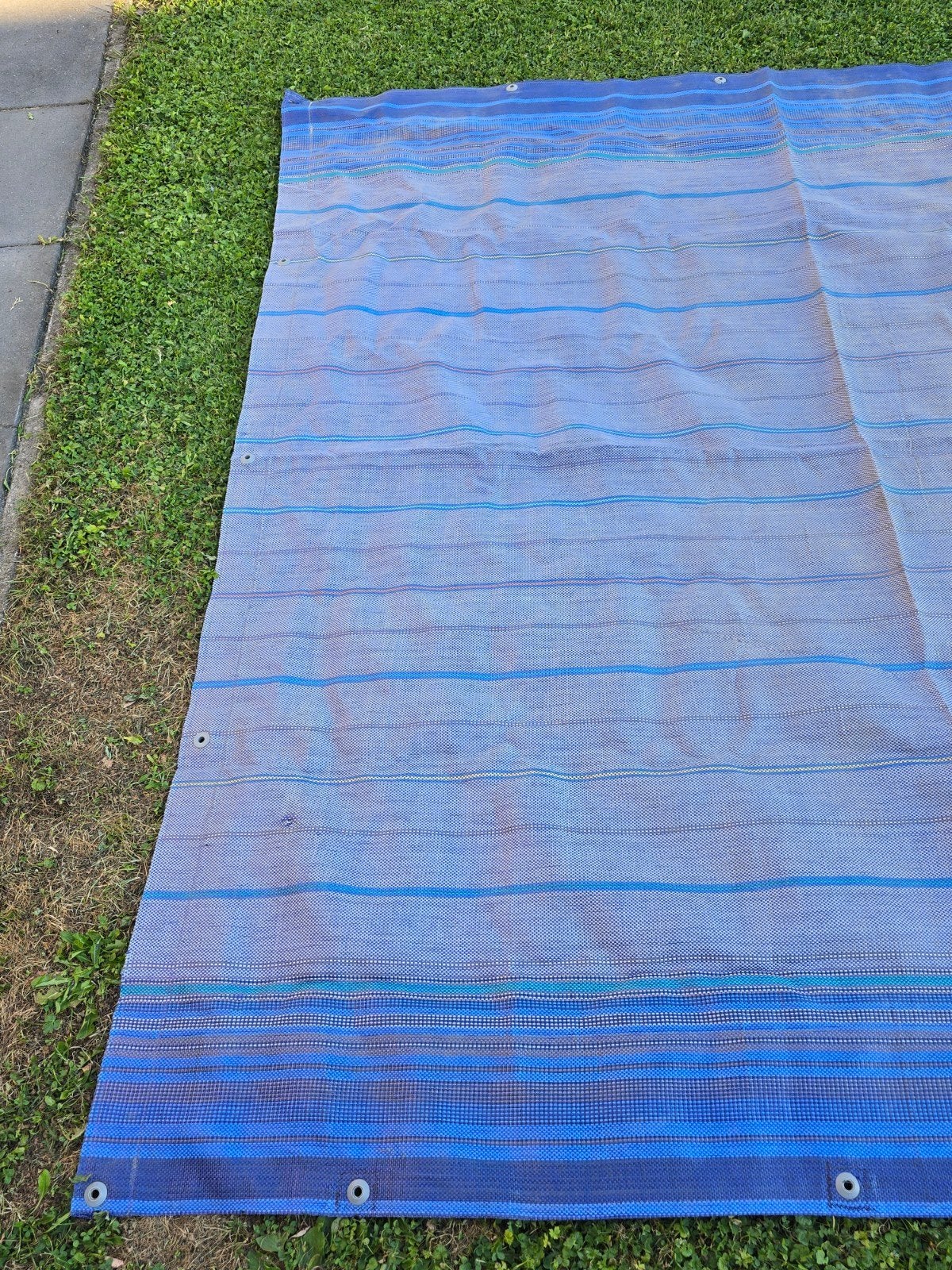 Blauw Gestreept Voortenttapijt / Grondzeil met Ring, Ophalen of Verzenden, Zo goed als nieuw