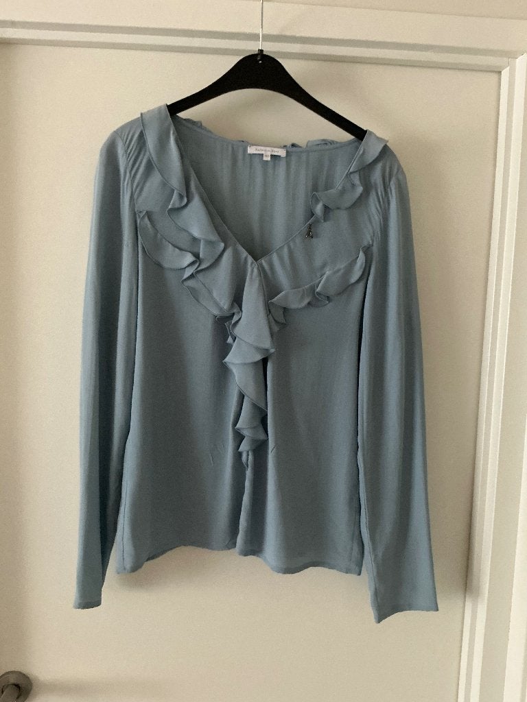 Lichtblauwe blouse van Patrizia Pepe, Zo goed als nieuw, Patrizia Pepe, Maat 36 (S), Verzenden