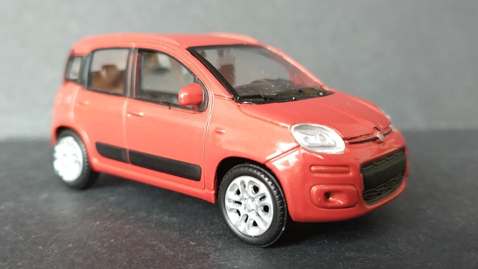 Fiat Panda mk3 1:43 Mondo Motors Pol, Overige merken, Auto, Verzenden, .
