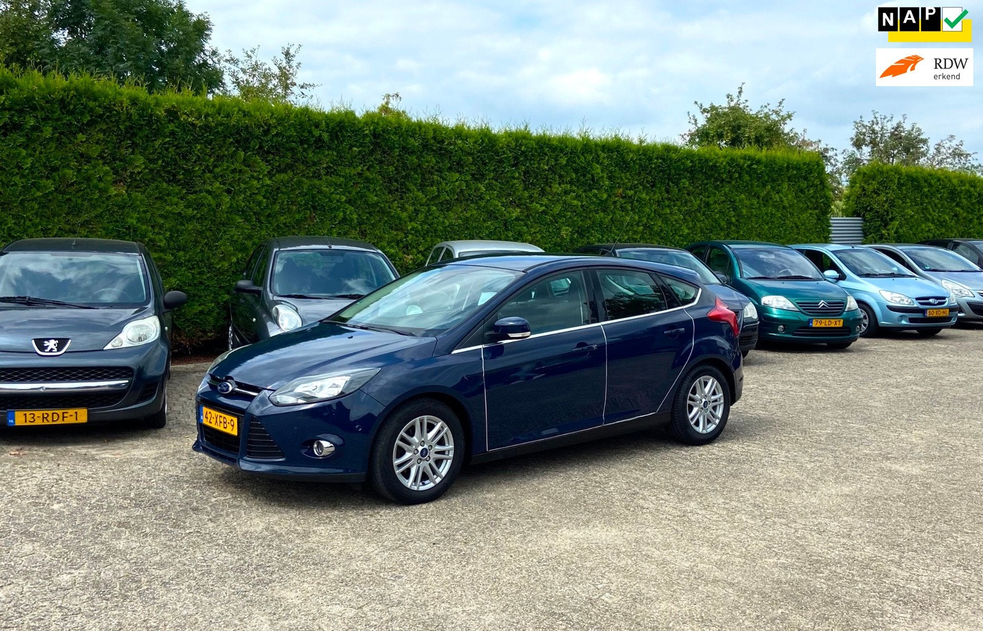 Ford Focus APK NIEUW RIEM VV AIRCO NAVI PERFECT RIJDEND, Auto's, Ford, Euro 5, 101 pk, Gebruikt, Bedrijf
