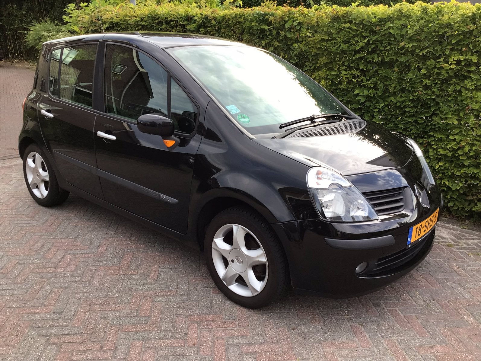 Renault Modus 1.6 16V Dynamique - Airco - Cruise - Nwe APK, Auto's, Voorwielaandrijving, 1145 kg, Zwart, 4 cilinders