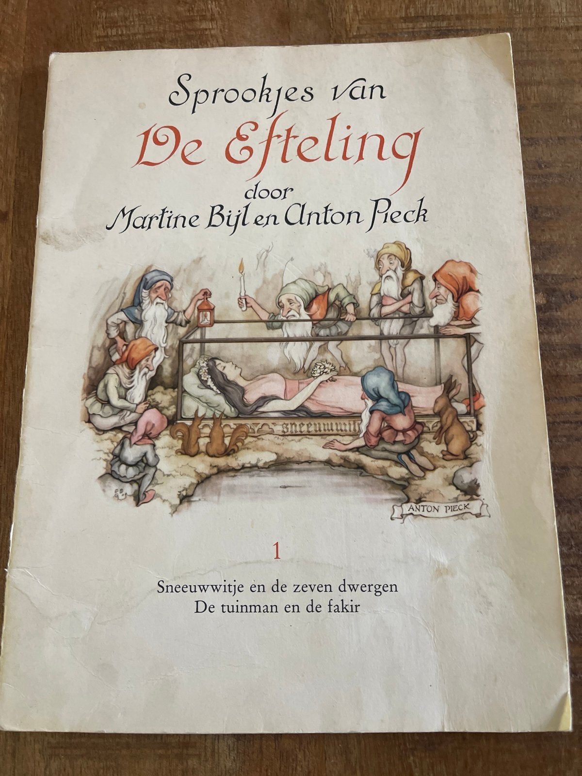 Sprookjes van De Efteling - Martine Bijl & Anton Pieck, Boeken, Ophalen of Verzenden, Gelezen