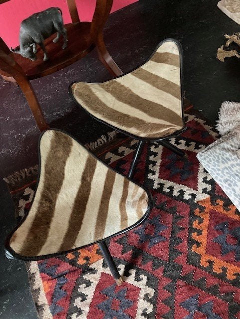 Set van 2 vintage jacht krukken met zebravacht, Ophalen of Verzenden, Gebruikt, Overige materialen