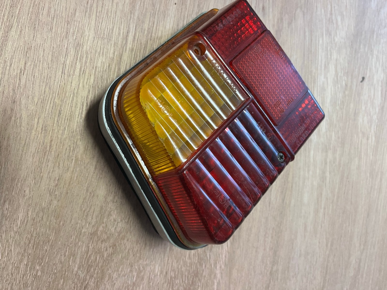Achterlicht rechts 2cv, Auto-onderdelen, Ophalen of Verzenden, Gebruikt, Oldtimer onderdelen