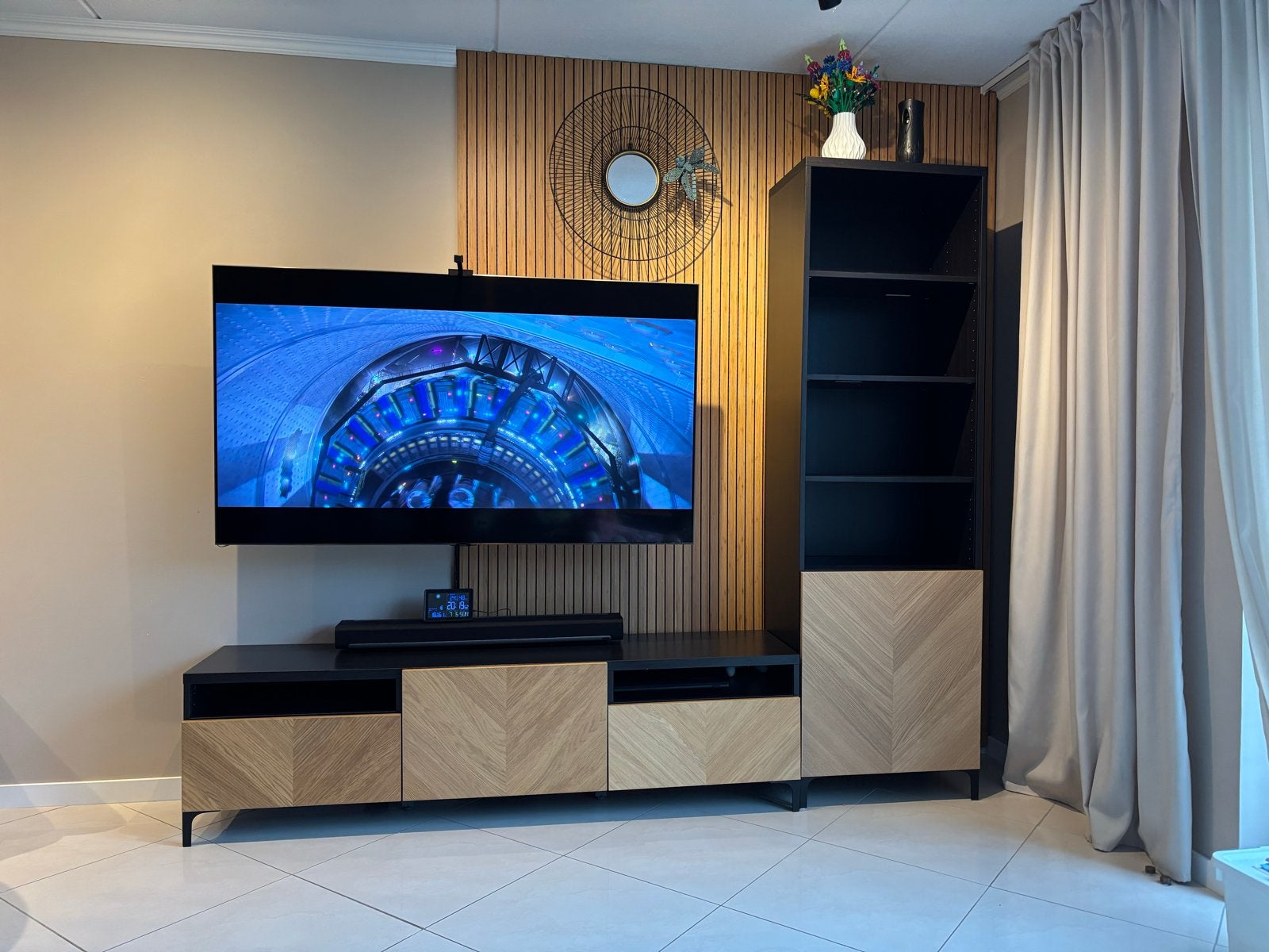 IKEA Besta tv meubel met opbergkast, Ophalen, 200 cm of meer, Zo goed als nieuw, 25 tot 50 cm