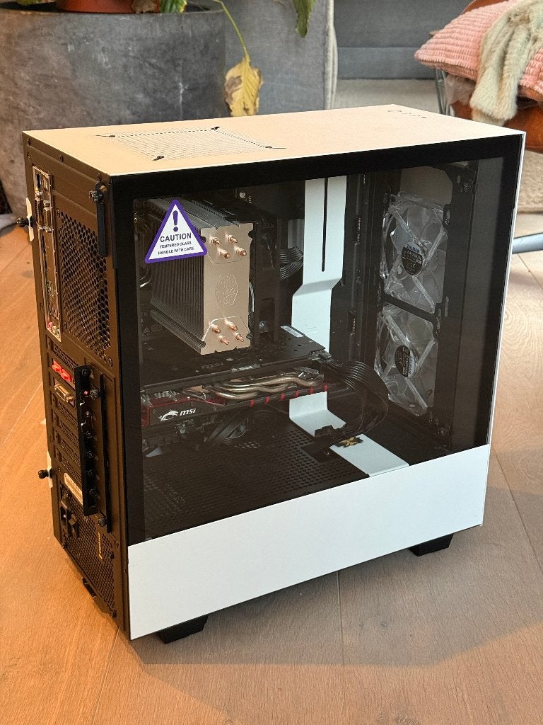 Foto 8 van Gaming PC GTX 960 4GB | i5-6500 | 16GB | 3TB