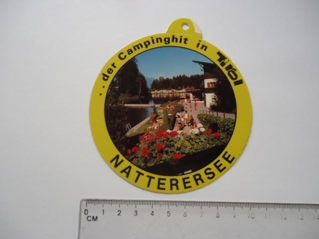 sticker oud TIROL OOSTENRIJK Camping vintage Nattersee, Verzamelen, Stickers, Verzenden, Zo goed als nieuw, Bedrijf of Vereniging