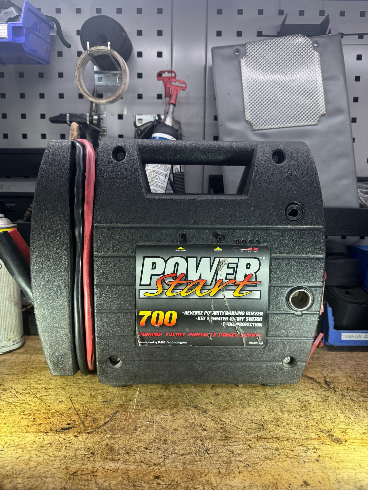 Power Start 700A 12V Draagbare Startbooster, Ophalen of Verzenden, Gebruikt