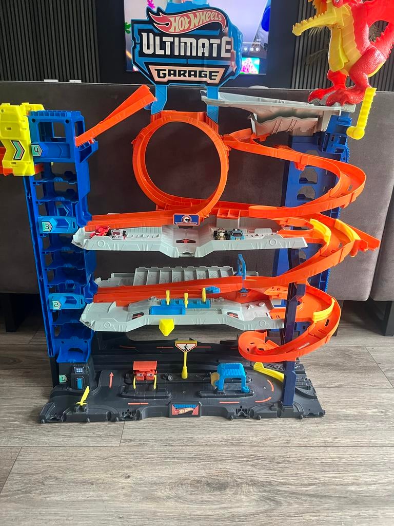 Hot Wheels Ultimate Garage met aanvallende draak, Ophalen, Hot Wheels, Racebaan, Gebruikt