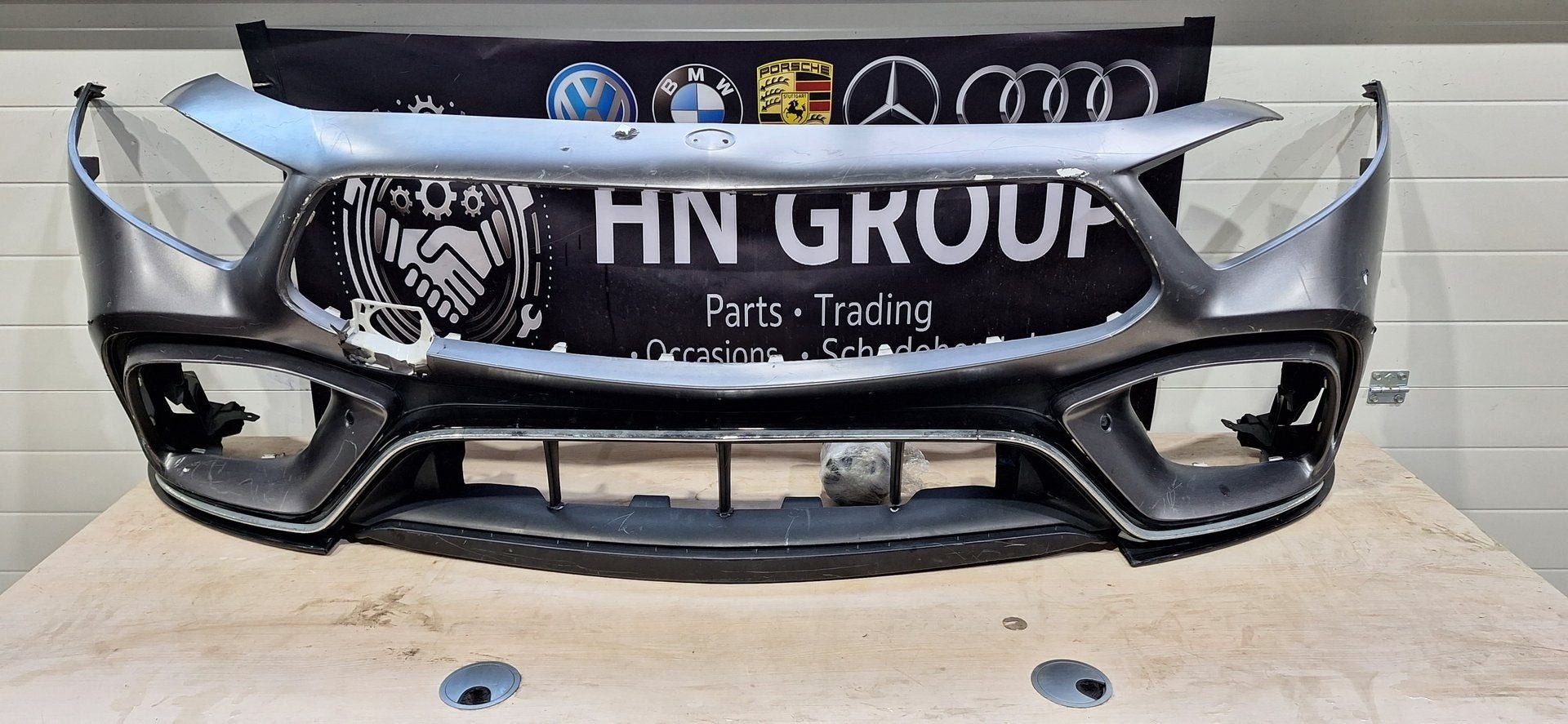 Mercedes-Benz AMG GT 4 x290 w290 Voorbumper, Gebruikt, -, Voor, Ophalen of Verzenden