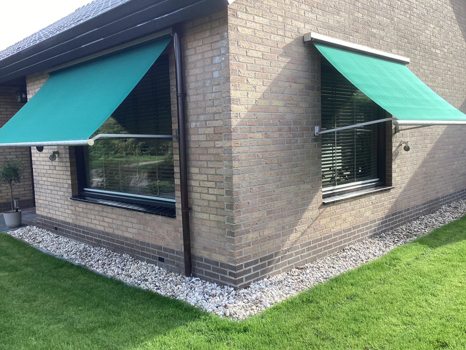 Uitvalscherm, Ophalen, Gebruikt, 250 cm tot 450 cm, Uitvalscherm