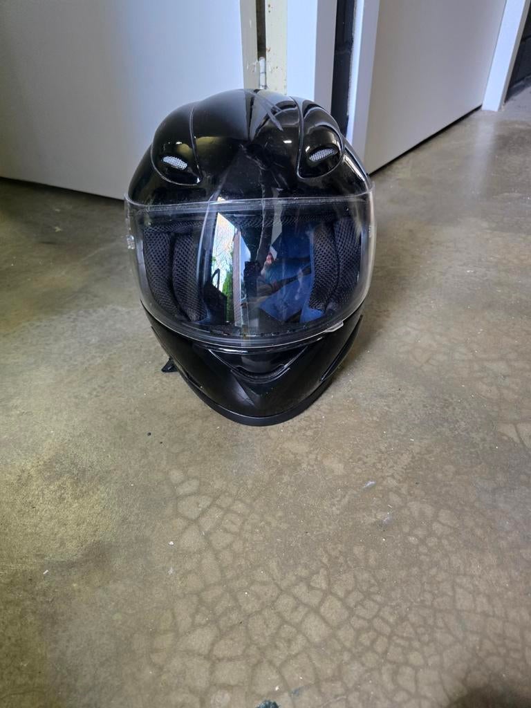 Zwarte motorhelm maat M, Ophalen