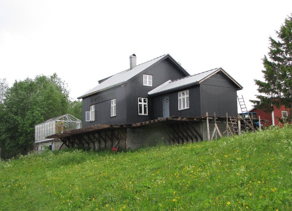 Boerderij aan de rivier in Noorwegen, Huizen en Kamers, Buitenland, Overige soorten, 12 kamers, Overig Europa, Verkoop zonder makelaar