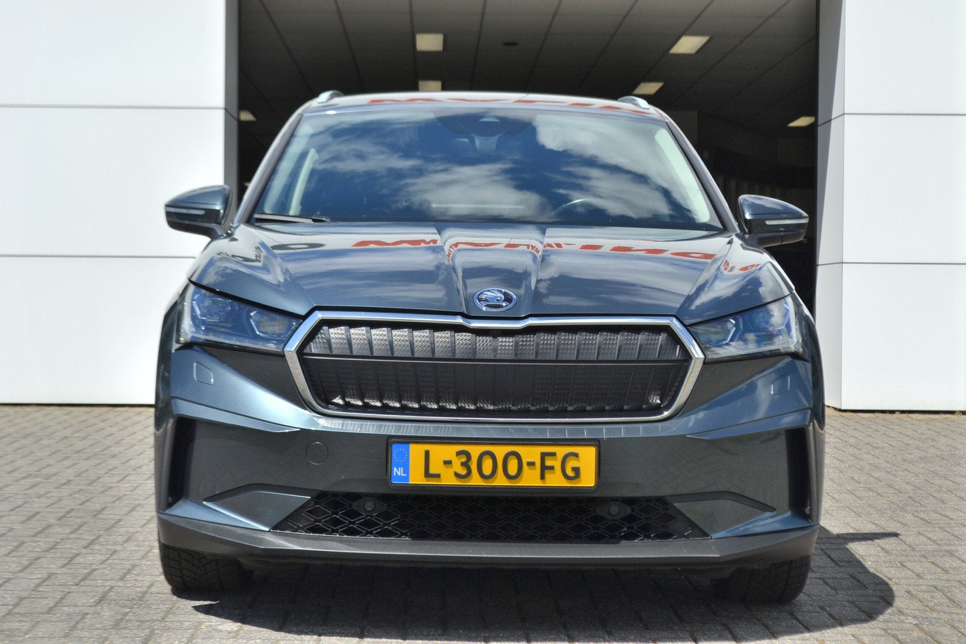 Skoda Enyaq iV Leer | Warmtepomp | Carplay | Matrix Ledkopla, Automaat, 34 min, Achterwielaandrijving, Gebruikt