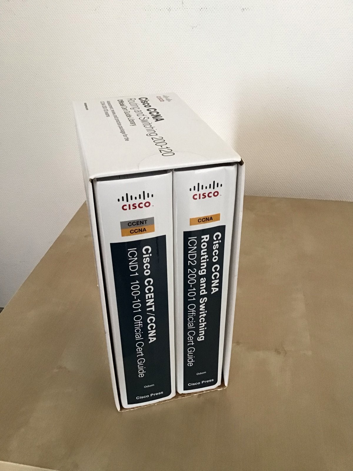 Cisco CCNA Routing and Switching Official Cert Guide, Ophalen of Verzenden, Beta, Zo goed als nieuw, HBO