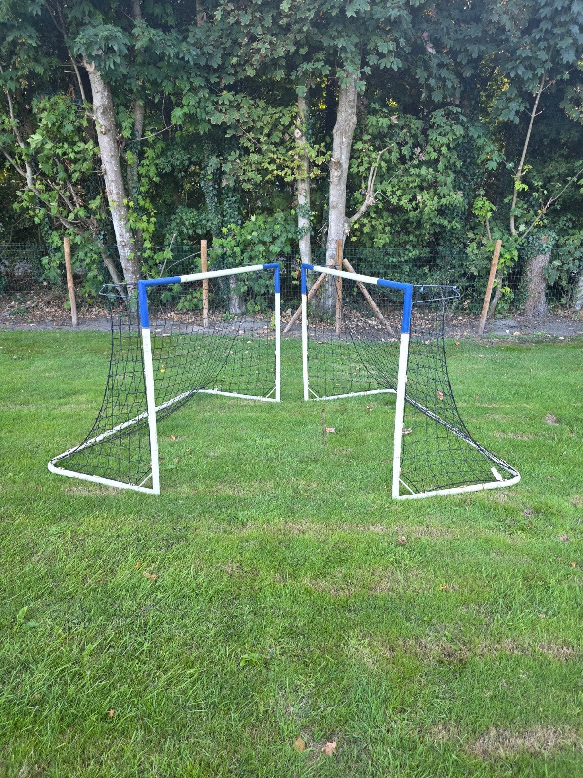 Kipsta voetbaldoelen 180x120cm - Set van 2, Maat XS of kleiner, Ophalen, Gebruikt, Overige typen