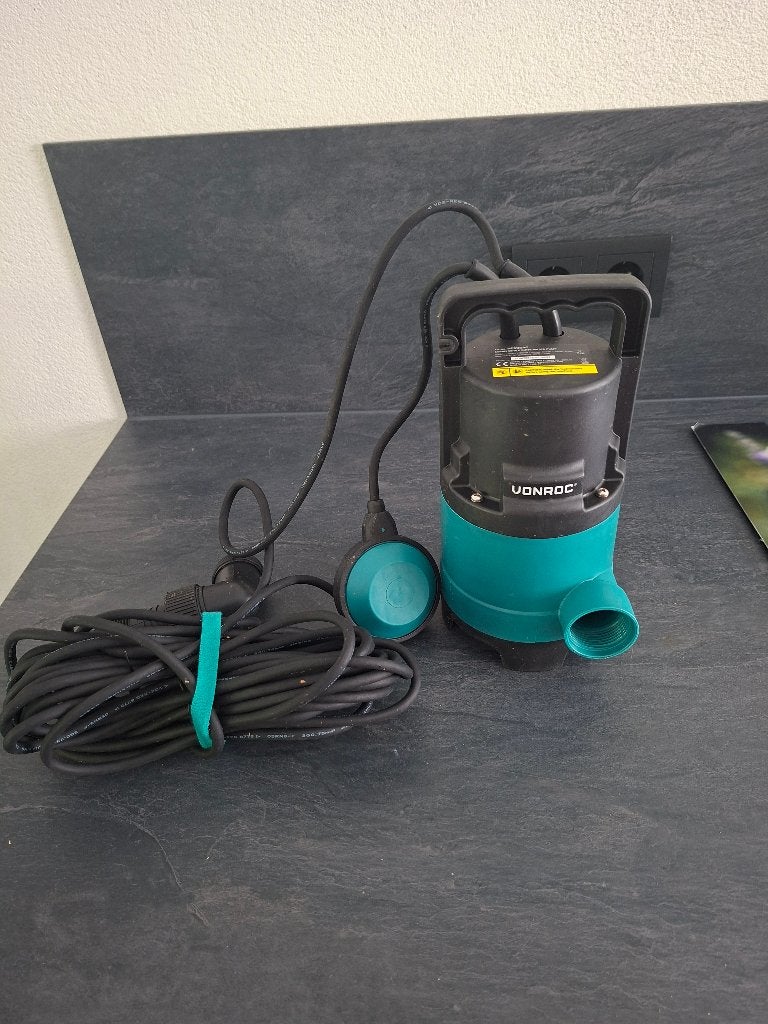 Vonroc dompelpomp, Ophalen, Zo goed als nieuw, Elektrisch, Dompelpomp