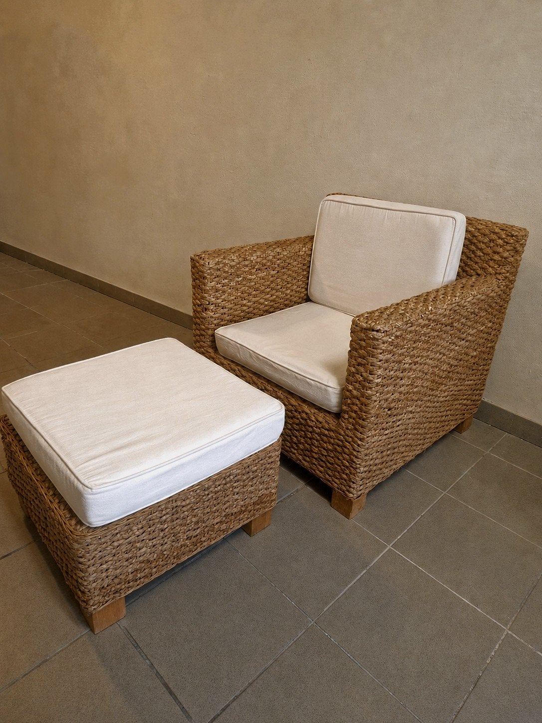 Rieten stoel / fauteuil met voetenbankje (bohemian / ibiza), Ophalen