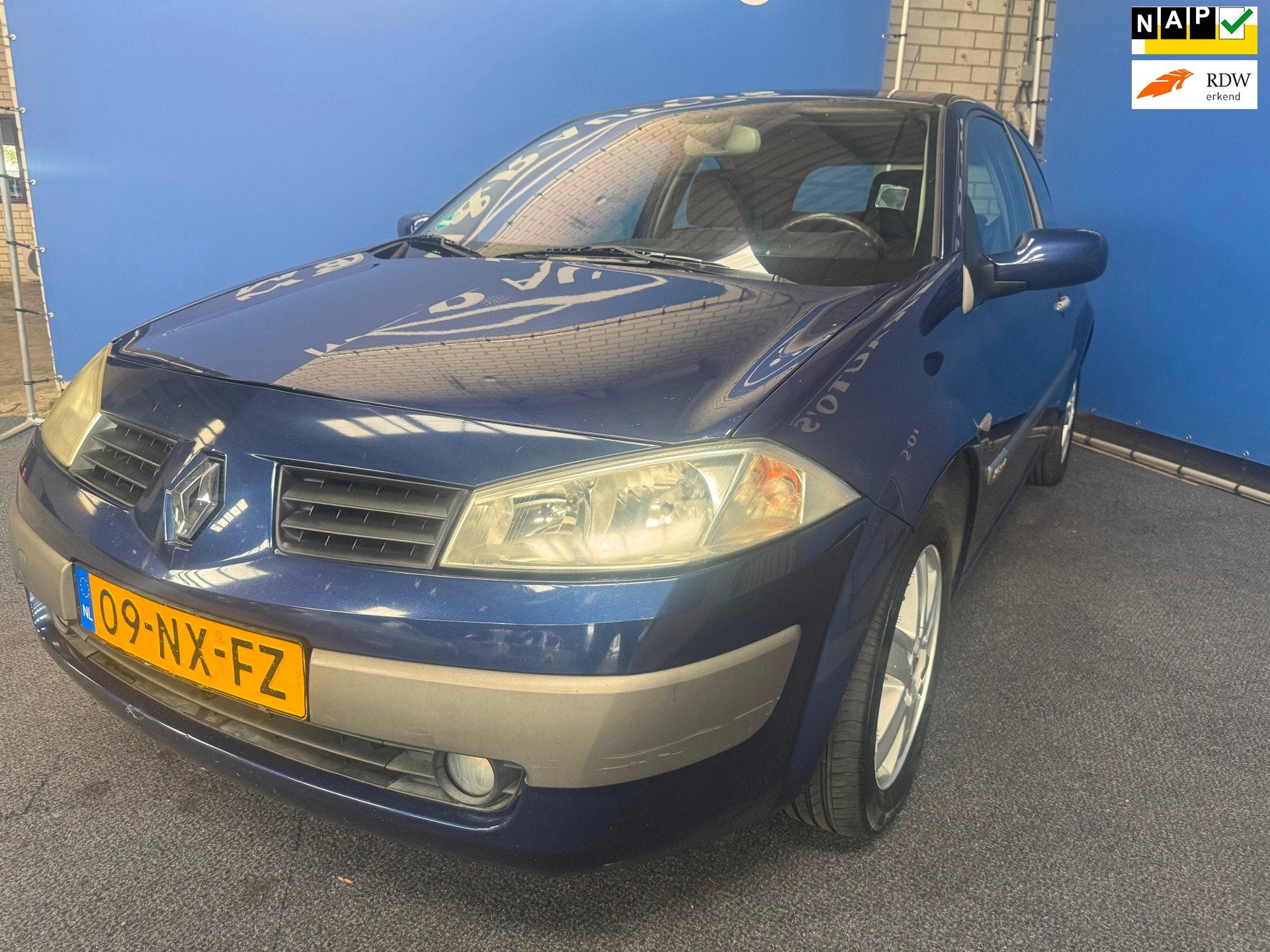 Renault Mégane 1.6-16V Dynamique Comfort Nieuwe APK, Auto's, Voorwielaandrijving, Gebruikt, 4 cilinders, Blauw
