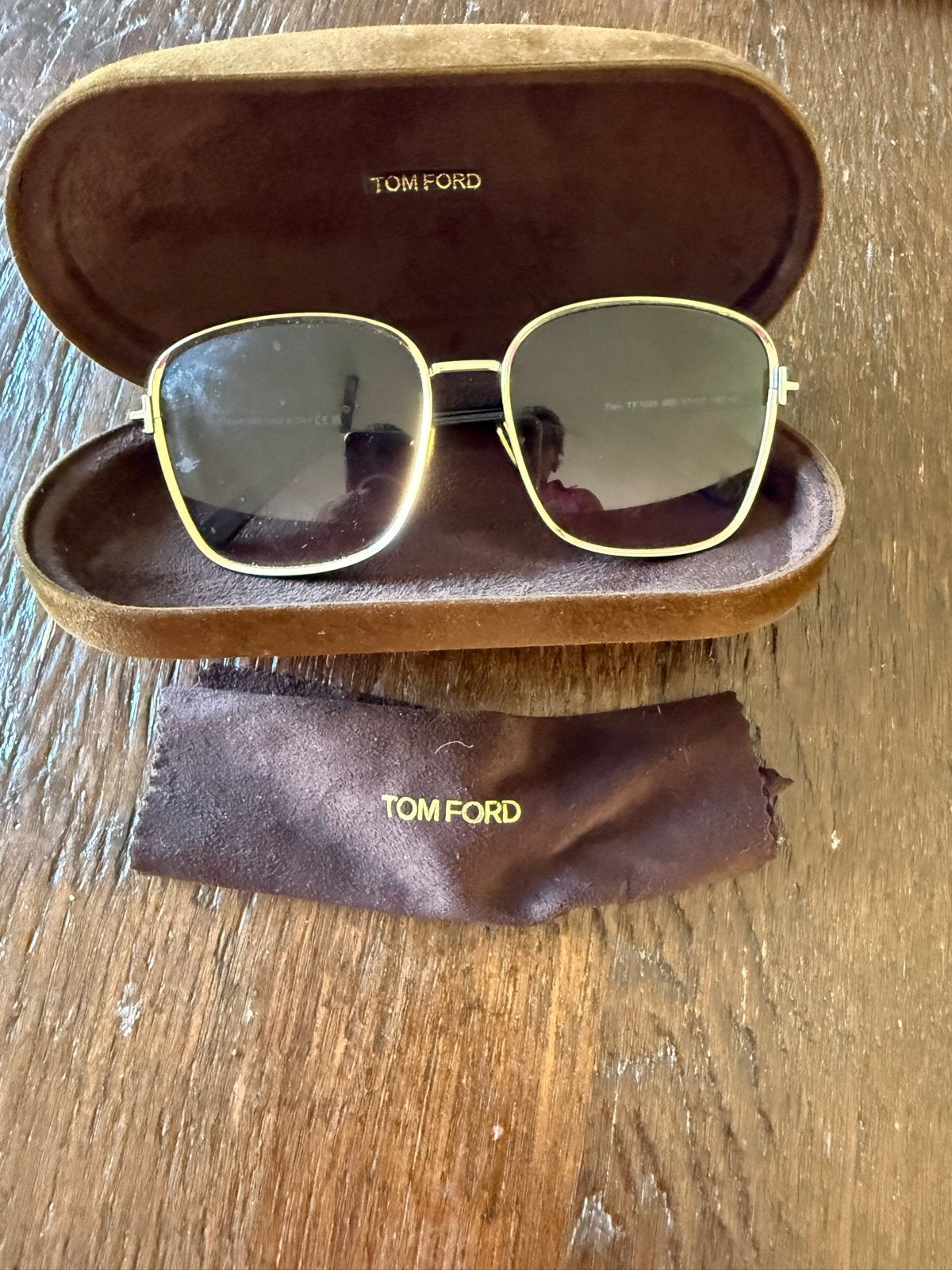 Tom Ford Zonnebril TF1029 28B - Stijlvol en Tijdloos, Sieraden, Tassen en Uiterlijk, Zonnebrillen en Brillen | Dames, Gebruikt