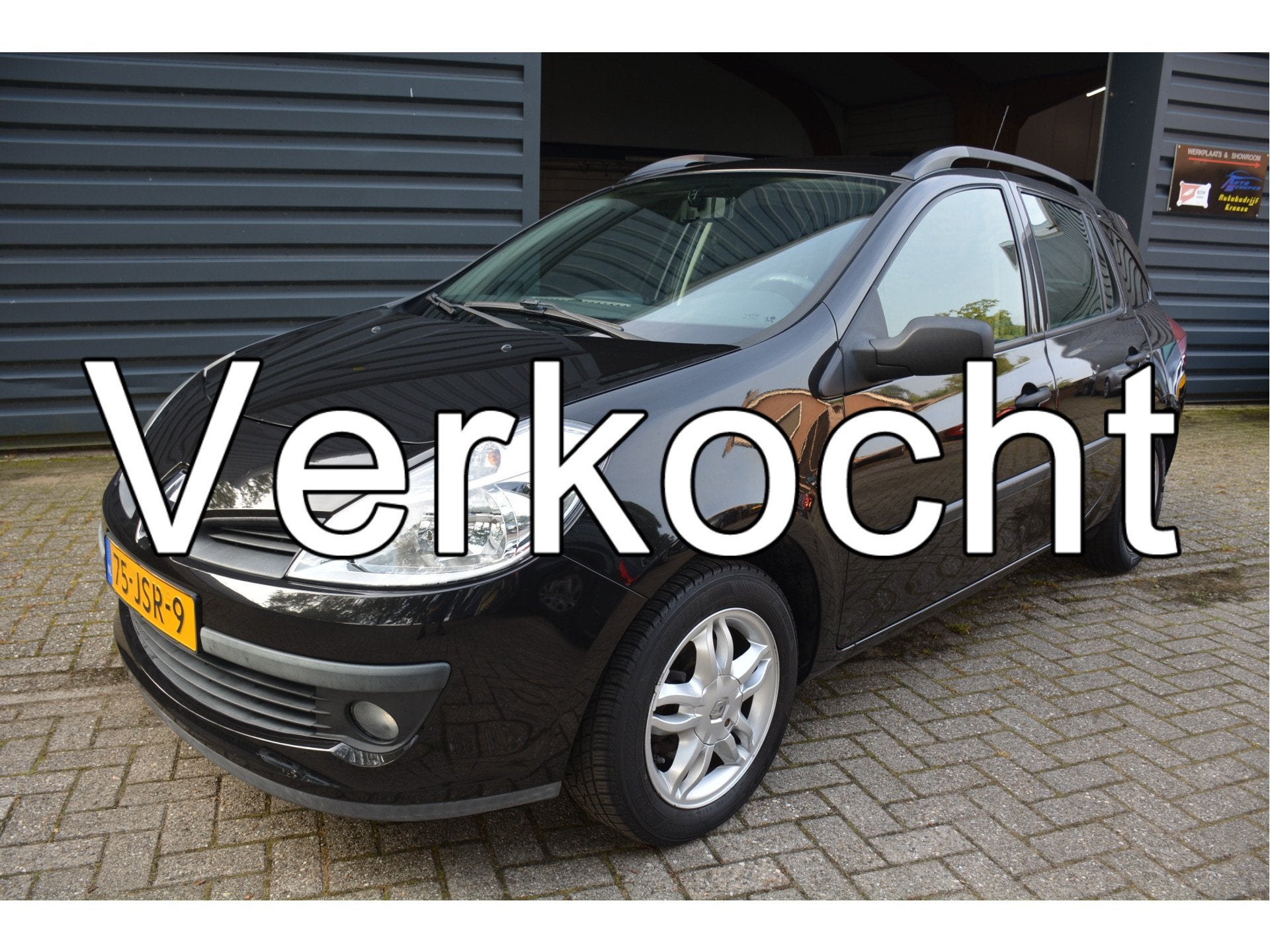Renault Clio Estate 1.2-16V Sélection Business Airco Trekha, Voorwielaandrijving, Gebruikt, Zwart, 4 cilinders