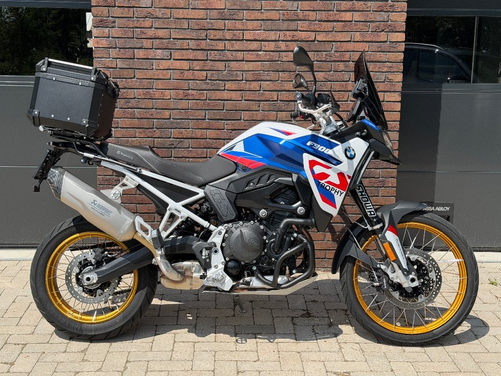 BMW F 900 GS Trophy 2024 | 8.700 km | Extra’s | Nieuwstaat, Occasion, Motorrijbewijs A, Bedrijf, Meer dan 35 kW