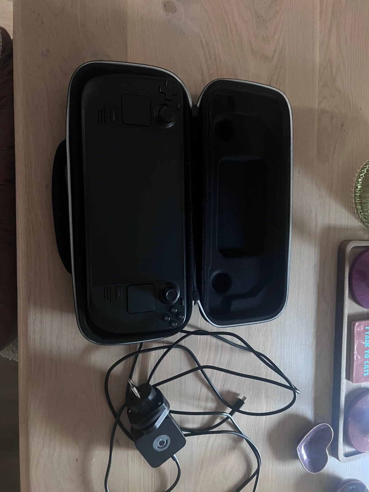 Foto 5 van Steam Deck OLED 512GB + Docking Station | Zo goed als nieuw!