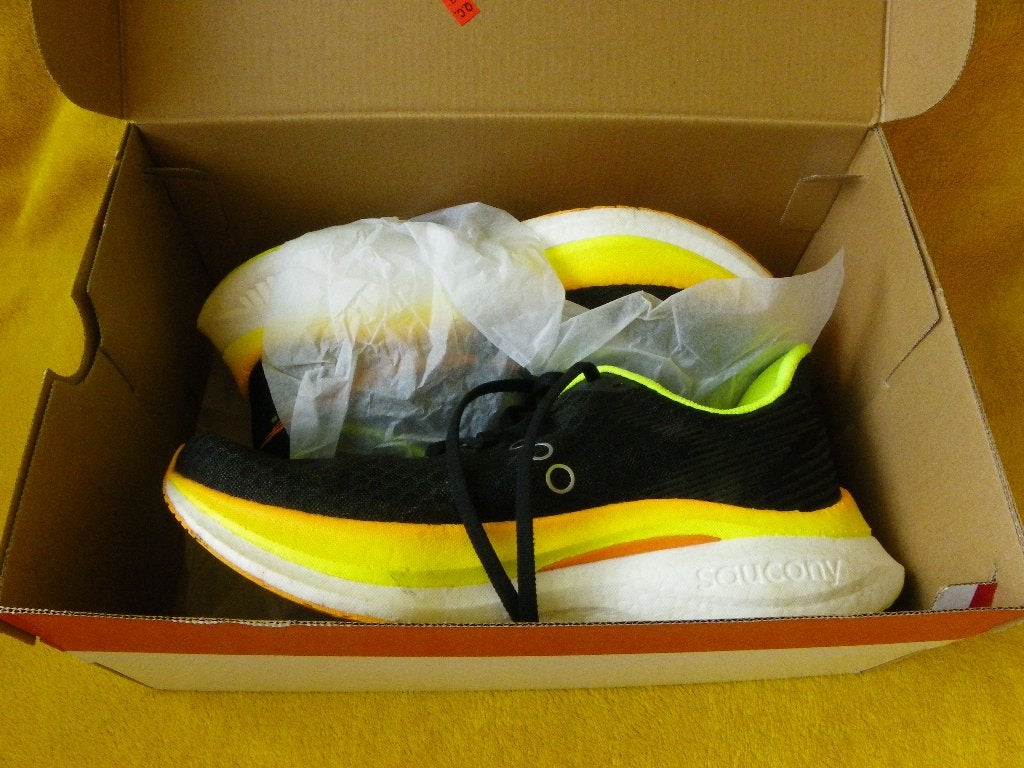 saucony endorphin speed 5, Sport en Fitness, Gebruikt, Hardloopschoenen, Hardlopen, Saucony