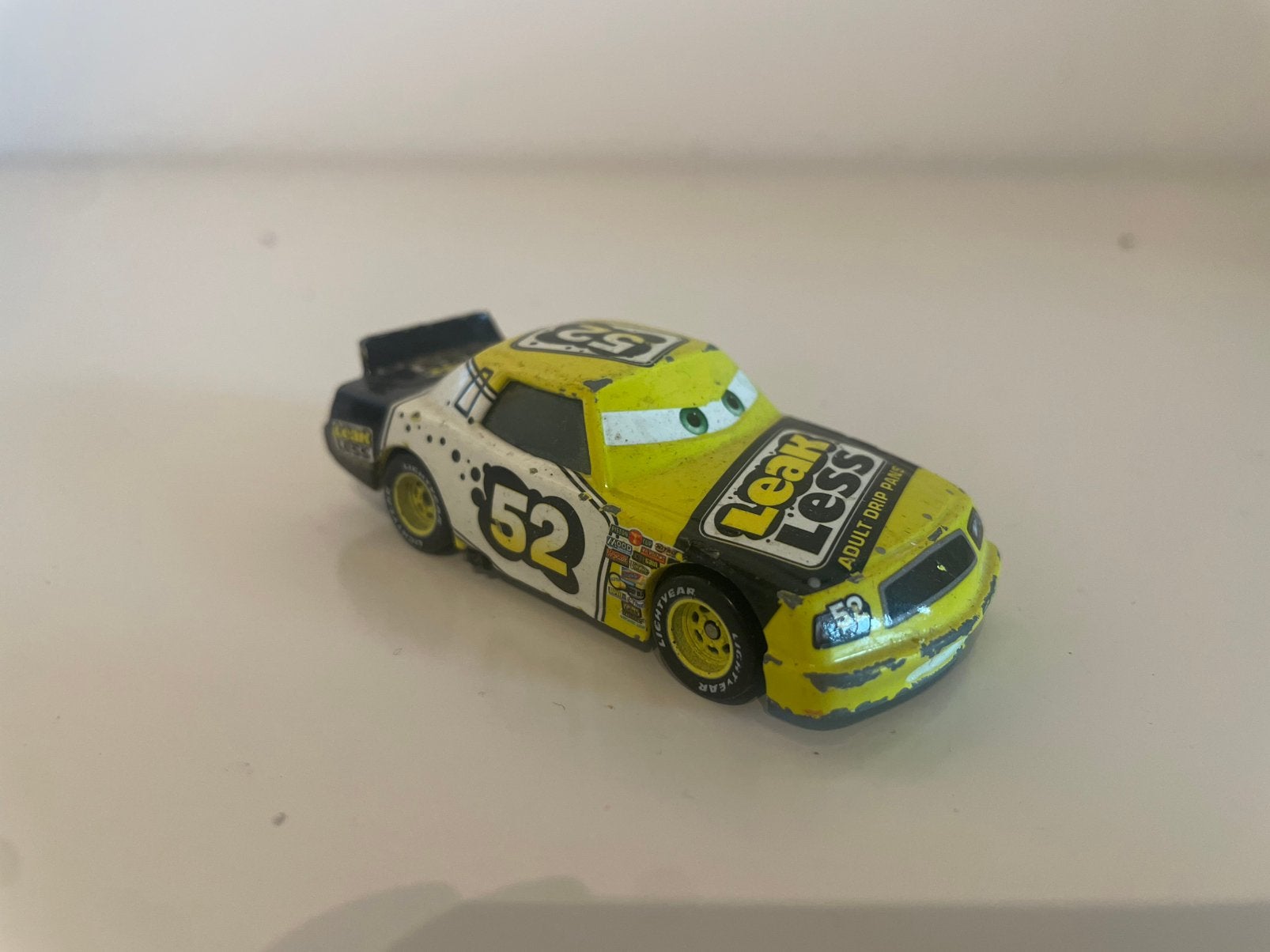 Disney Cars - Leak Less Racer, Ophalen of Verzenden, Gebruikt