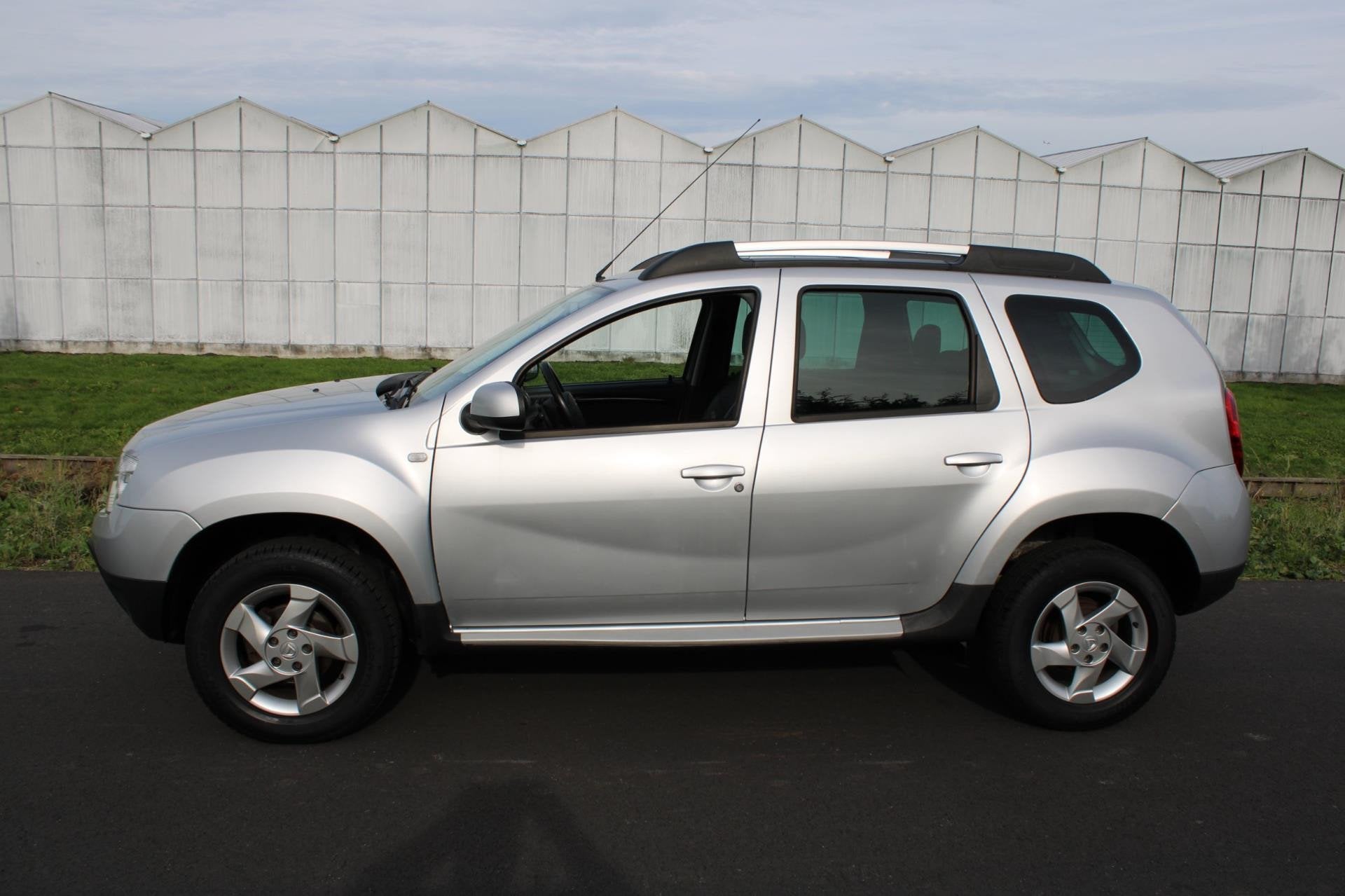 Dacia Duster 1.6 Aniversare met Leder en Airco, Auto's, Dacia, Voorwielaandrijving, Gebruikt, 4 cilinders, Duster