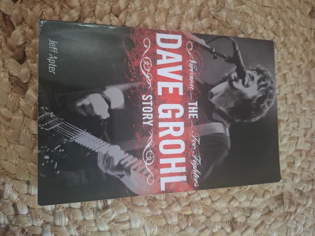Nirvana - The Foo Fighters - The Dave Grohl Story, Ophalen of Verzenden, Zo goed als nieuw, Artiest, Jeff Apter