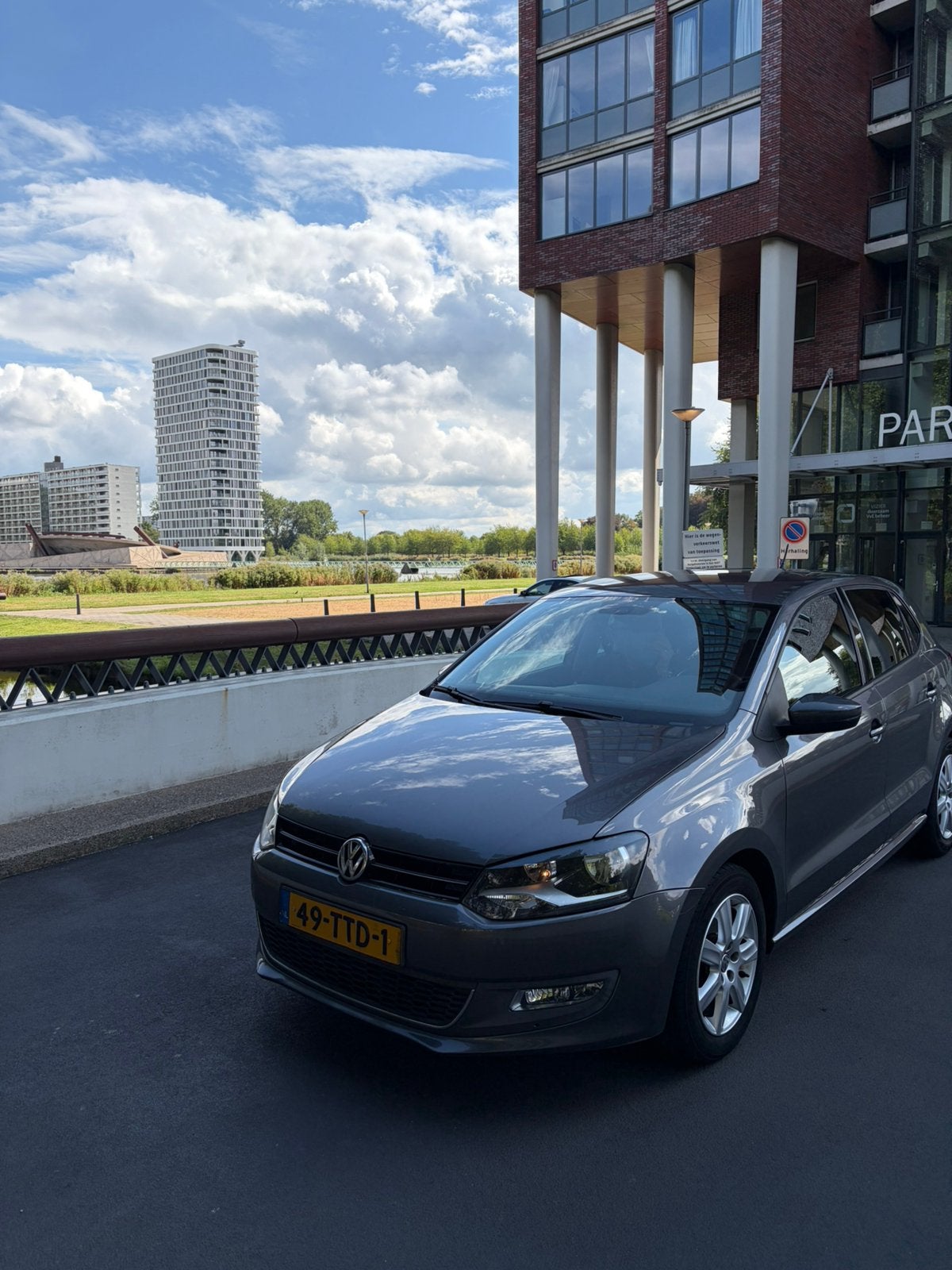 Foto 22 van Volkswagen Polo 1.2 TSI Highline