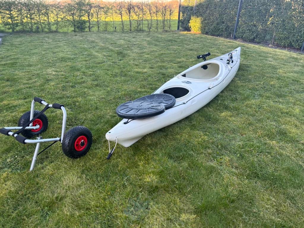 Stabiele en lichte kajak, klaar voor gebruik–acc.inbegrepen, Watersport en Boten, Ophalen, Eén persoon, Met peddels, Kajak