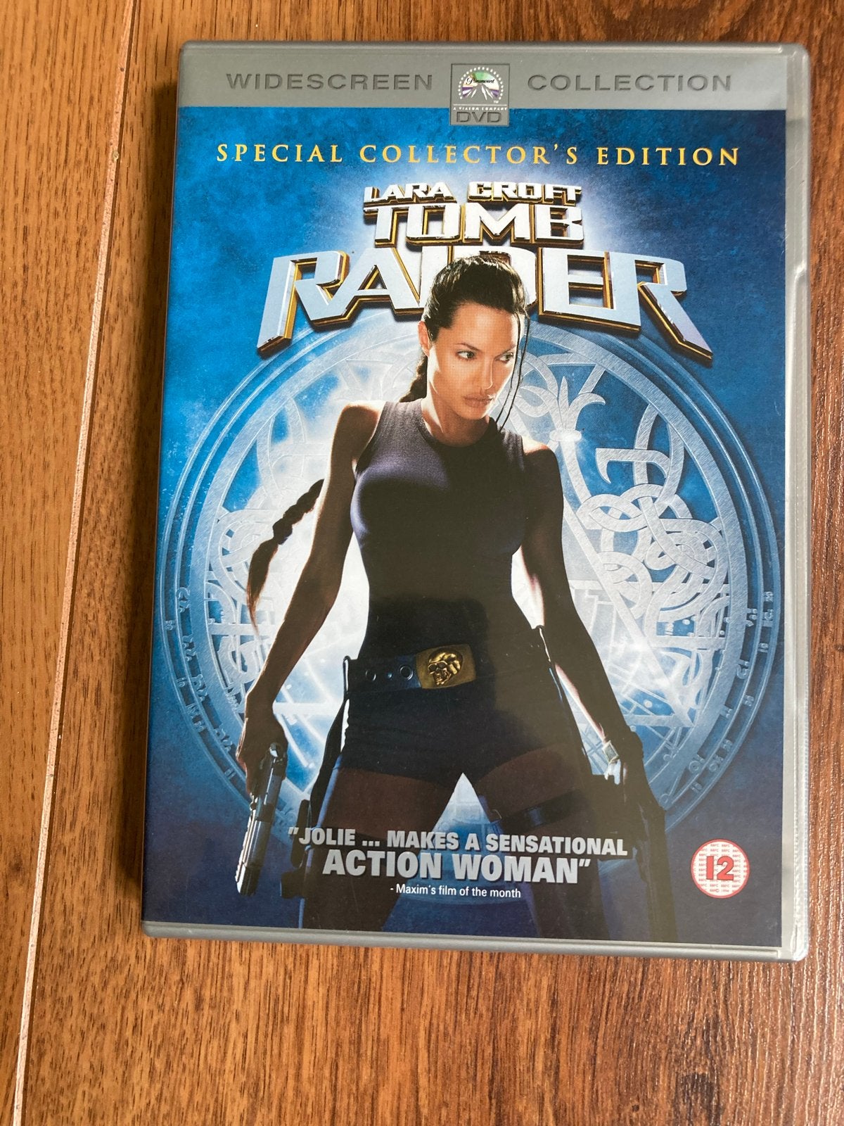 Lara Croft: Tomb Raider - Special Collector's Edition DVD, Gebruikt, Speciale editie, Actiethriller, Ophalen of Verzenden