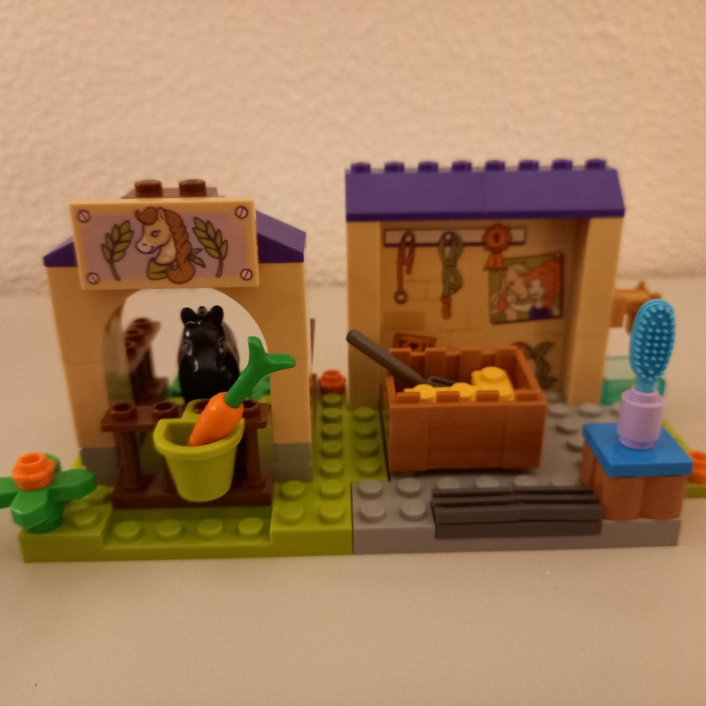 lego friends 41361 Mia's paardestal, Lego, Ophalen of Verzenden, Zo goed als nieuw, Compleet
