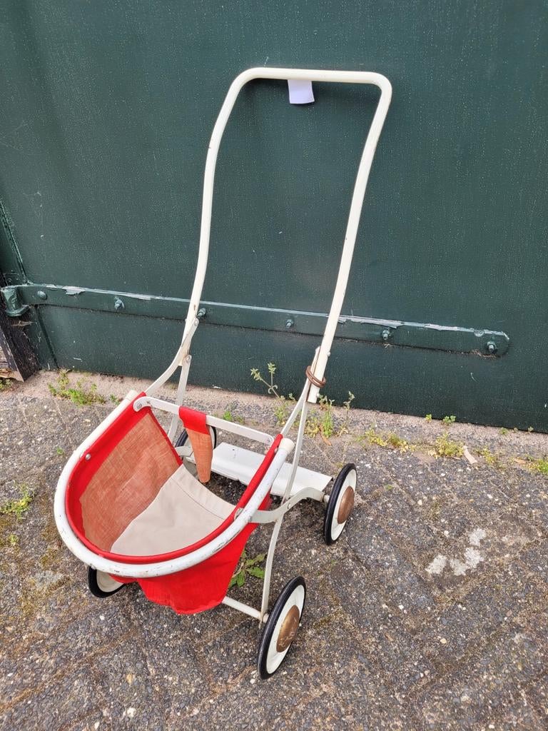 Vintage poppenwagen Elefant Asten Holland, Ophalen