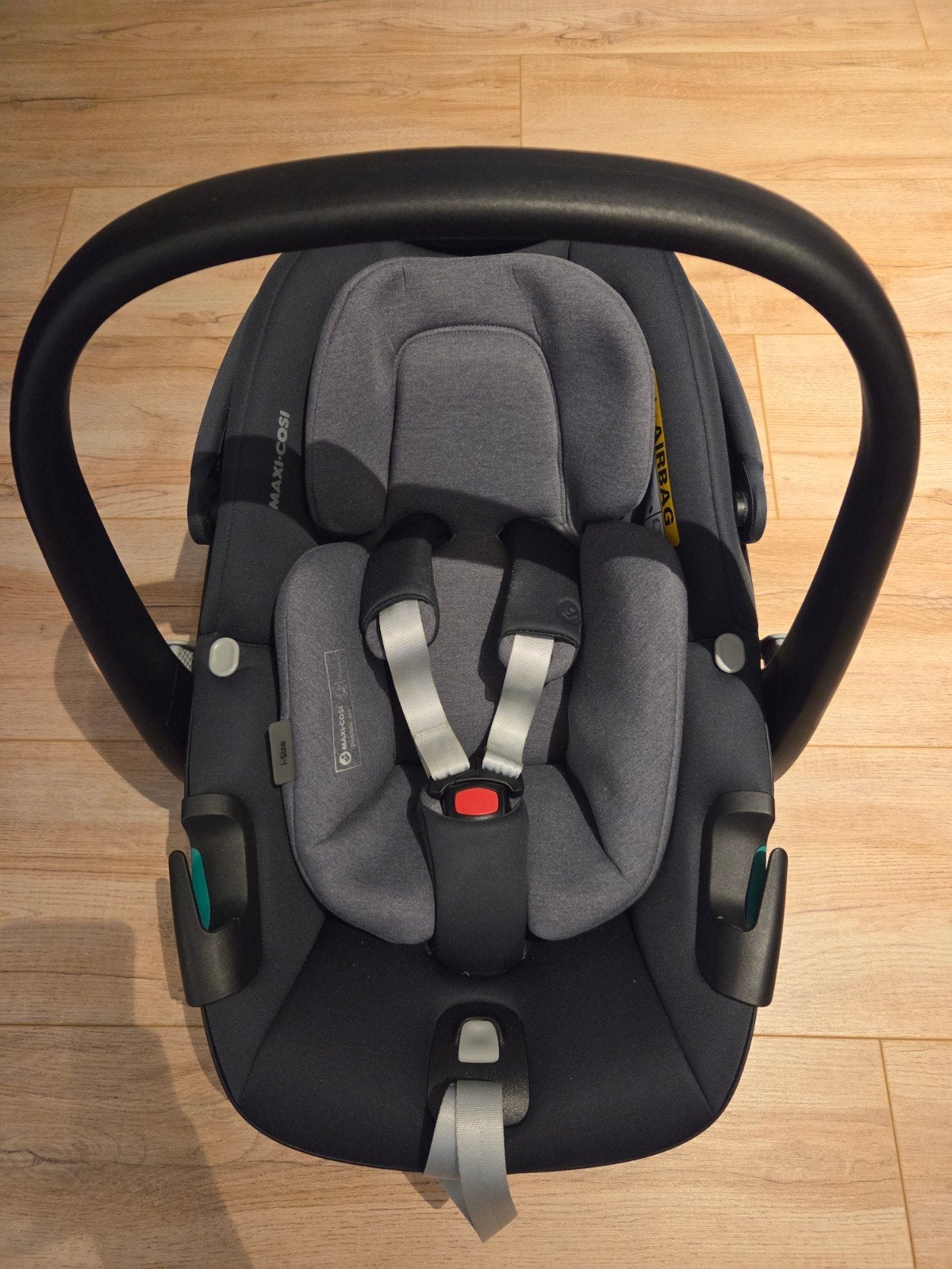 Maxi Cosi Pebble 360 Graphite incl. FamilyFix 360-base, Ophalen, Zo goed als nieuw, Isofix, 0 t/m 13 kg