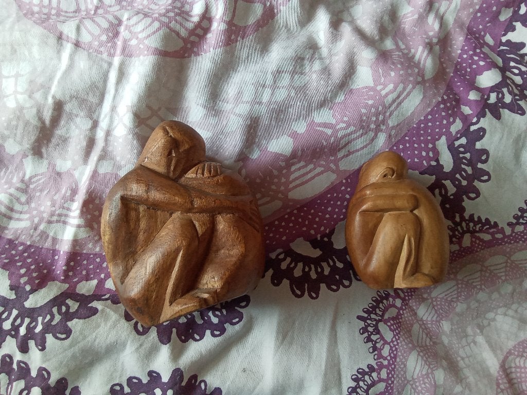 2 yoko vriendschap beelden ongeveer 10 en 8 cm in 1 koop, Antiek en Kunst, Ophalen
