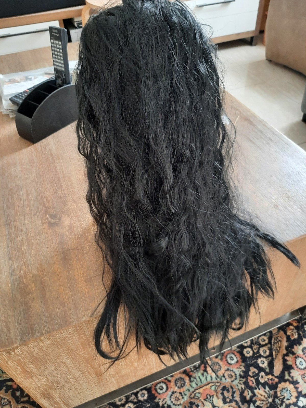 Zwarte pruik met lange, golvende haren, Sieraden, Tassen en Uiterlijk, Uiterlijk | Haarverzorging, Ophalen of Verzenden, Gebruikt