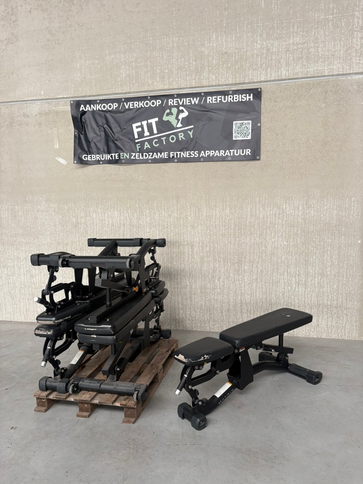 5x Adjustable benches Matrix, Sport en Fitness, Fitnessmaterialen, Ophalen of Verzenden, Zo goed als nieuw, Overige typen