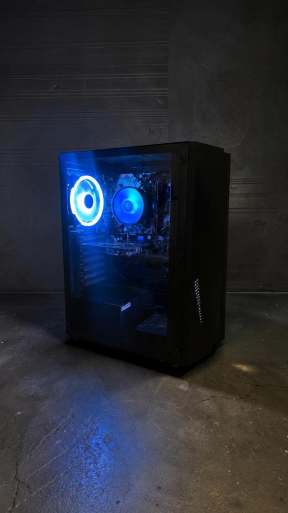 Gaming pc, Ophalen, Gebruikt, Overige genres, 1 speler